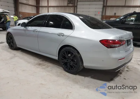 2021 Mercedes-Benz E 350 4Matic z USA, uszkodzony, nr VIN W1KZF8EB6MA919327